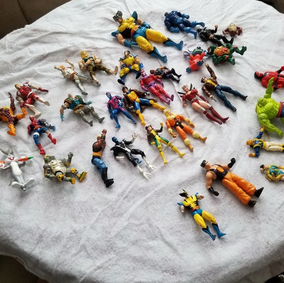 Huge Lot Of Vintage Action figures